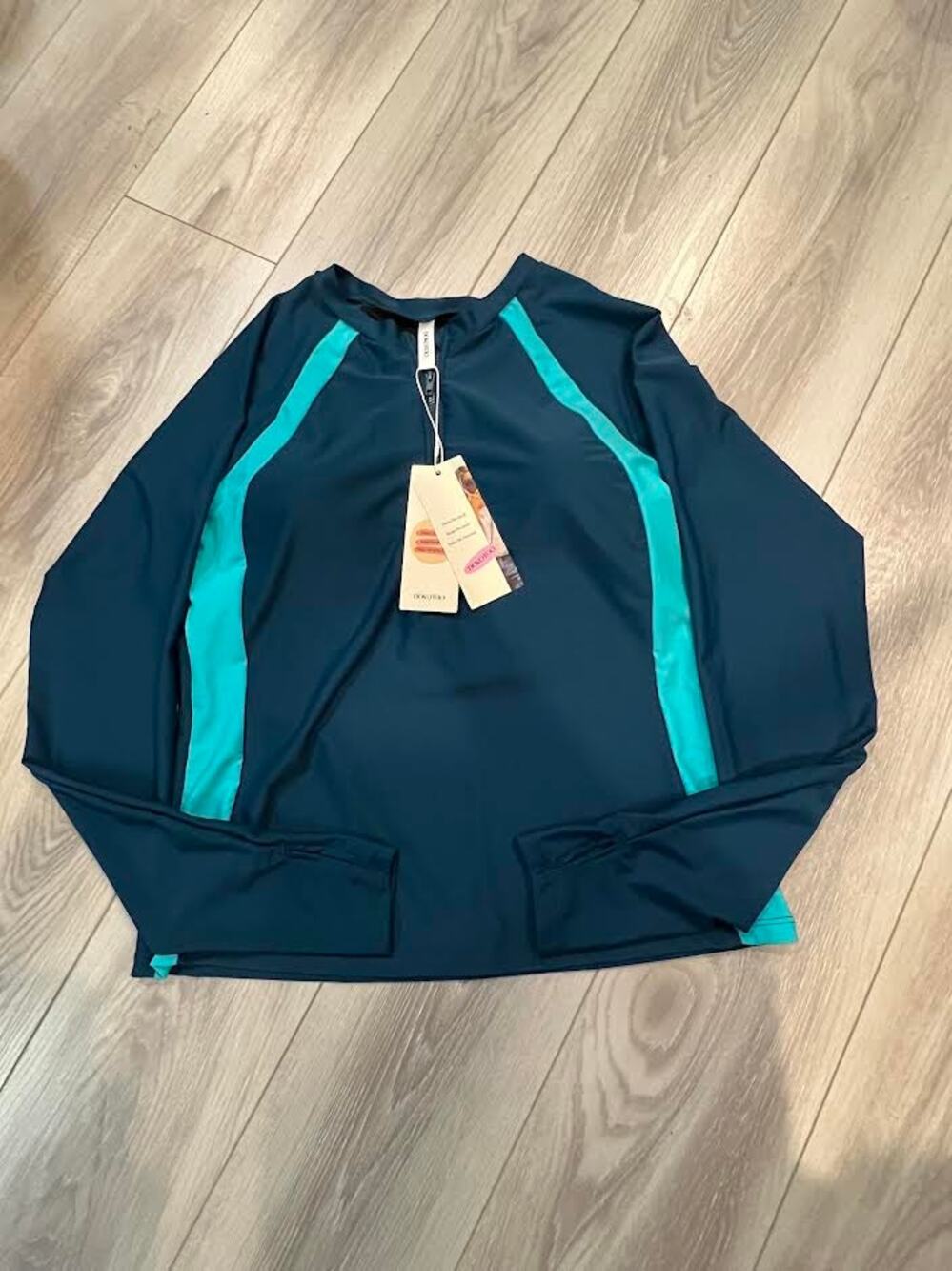 Dokotoo teal long-sleeve rash guard women XL